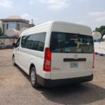 Toyota HiAce Bus – White full