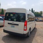 Toyota HiAce Bus – White full